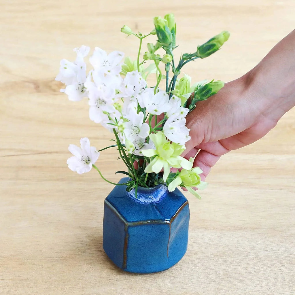 Minoyaki Ceramic Small Ikebana Flower Bud Vase Hexagon Shaped Blue Made in Japan